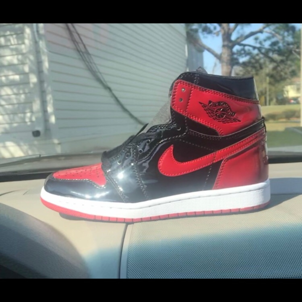 Jordan Retro ☝🏾 OG  🅱️read Paten